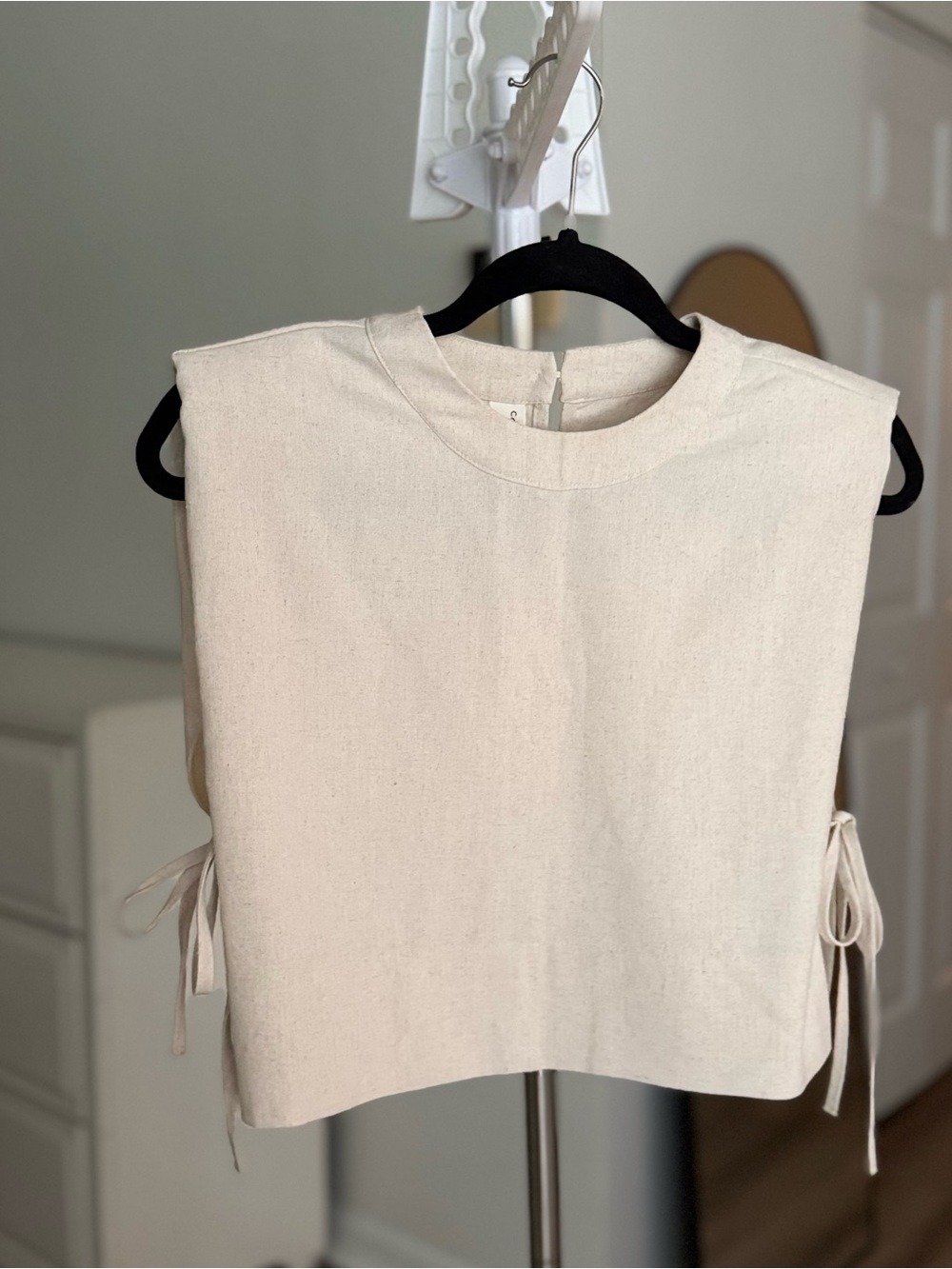 NWT COMMENSE Oatmeal Linen Blend Cropped Boxy Tank Side Tie Bow Top